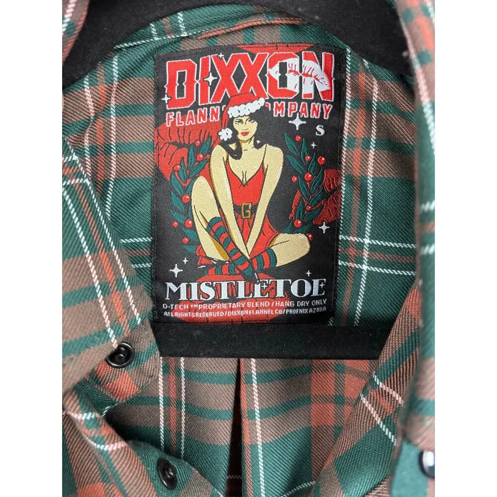 NWOT Dixxon Flannel Mistletoe Men’s Small Green Red Holiday Pearl Snap Shirt